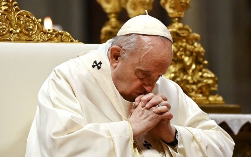 Папата: Овој „див“ свет треба да се преобрази во почовечки