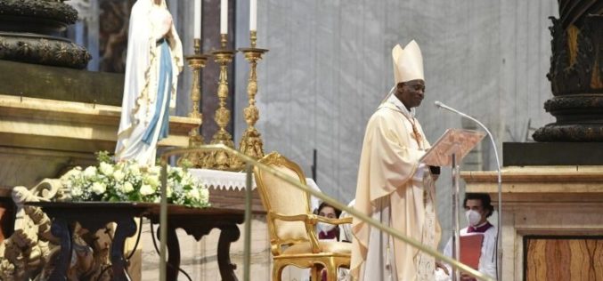 Кардинал Турксон на Светскиот ден на болните: Милосрдието е мелем на животот