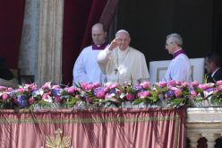 Папата во велигденска порака Urbi et Orbi – Градот и светот: Нека нè совлада Христовиот мир