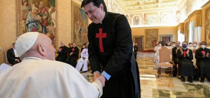 Папата: Камилијанците се неопходни во Црквата која е „полска болница“