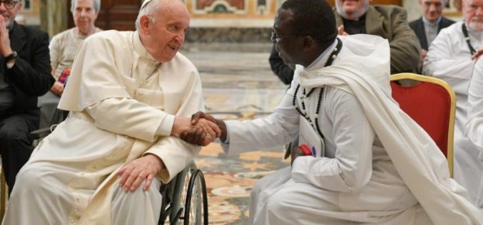 Папата ќе служи света Литургија со конгоанската заедница во Рим