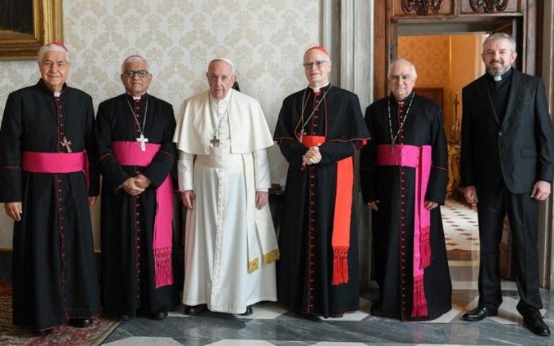 Папата до бискупите од Латинска Америка: Материјалните структури имаат смисла ако се во служба на другите