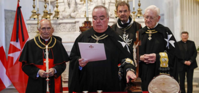 Папата го објави новиот Устав на Малтешкиот ред и именува привремен совет