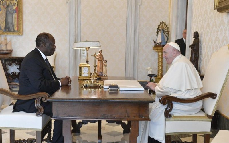 Папата во аудиенција го прими претседателот на Брегот на Слонова Коска