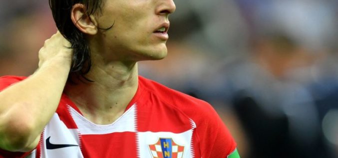 Капитенот на Хрватска нема да носи лента во боите на виножито на Светското првенство во Катар
