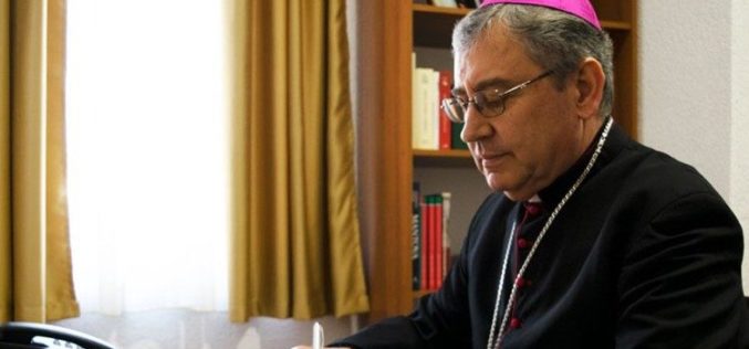 Бискупот Стојанов упати честитка до надбискупот Кутлеша