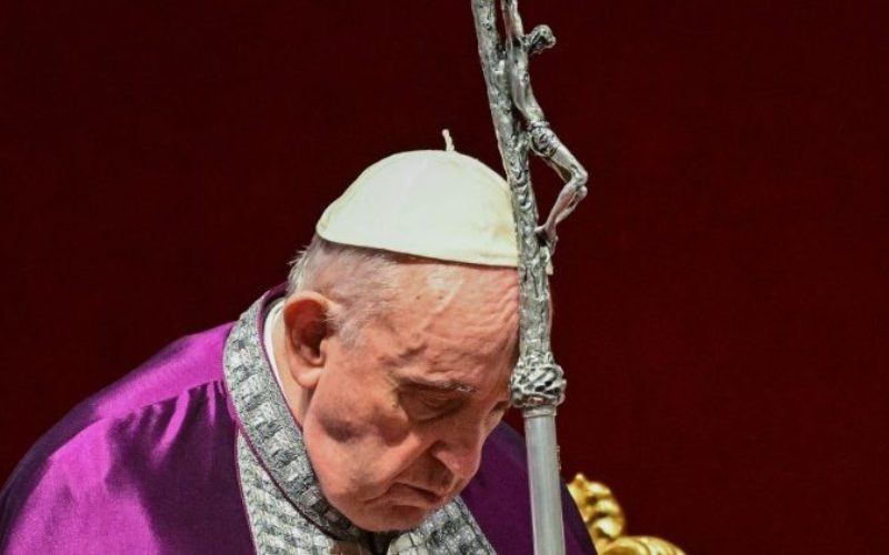 Папата во писмо до украинскиот народ: Вашата болка е моја болка