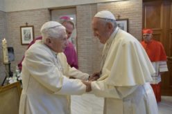 Папата Фрањо: Теологијата на Бенедикт XVI не е за минатото, туку за иднината