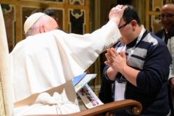 Папата до лицата со посебни потреби: Нема инклузија без братство