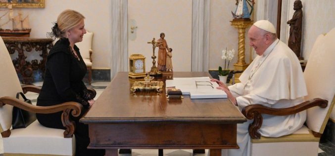Папата Фрањо ја прими словачката претседателка