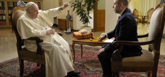 Папата: Моето повлекување е подготвено во случај на сериозен здравствен проблем