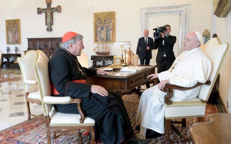 Папата жали за смртта на кардинал Пел