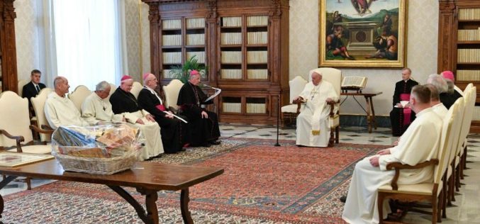 Папата: При навестување на Евангелието, посветениот живот треба да се прилагоди на околностите на времето