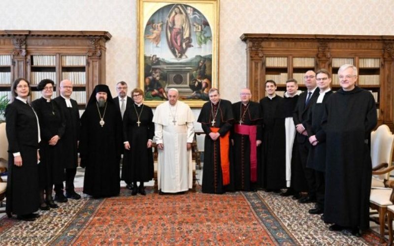 Папата: Христијани се работници за помирување за жртвите на војната и угнетувањето