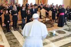 Папата Фрањо до семејствата на полските рудари: Бог е со нас во темнината