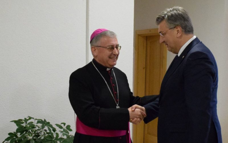 Бискупот Стојанов го прими  хрватскиот премиер Пленковиќ