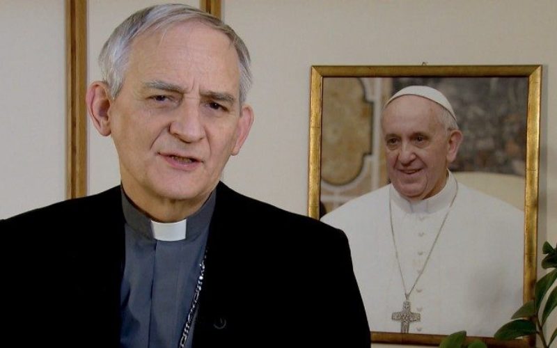 Папата му ја довери на кардиналот Зупи мировната мисија за Украина