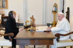 Папата Фрањо во аудиенција ја прими претседателката на Република Словенија