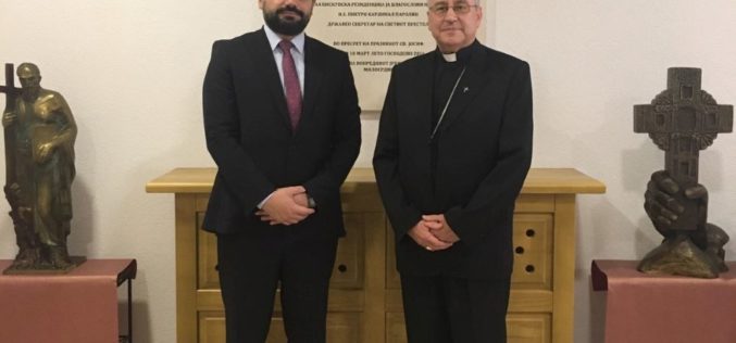 Бискупот Стојанов се сретна со министерот за правда Лога