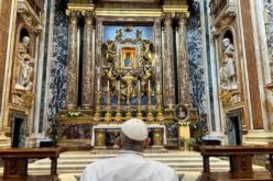 Папата Фрањо ги довери на Богородица ходочасниците на Светскиот ден на млади