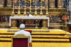 Папата се заблагодари на Богородица за патувањето во Лисабон
