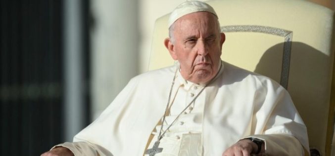 Поради грип се откажани аудиенциите на Папата предвидени за сабота