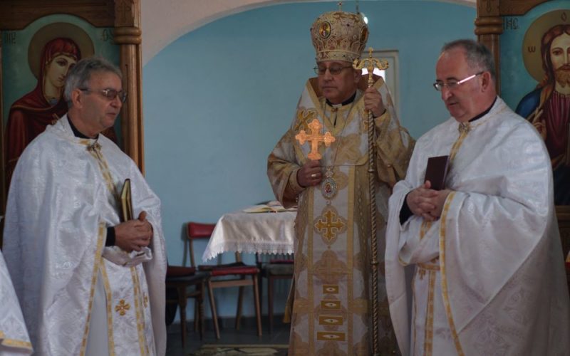 Епископот Стојанов на празникот Свети Климент Охридски служеше во Стојаково
