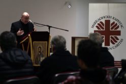 Во Струмица се одржа трибина на тема: „Посланието на Македонски Каритас – грижата на Црквата за нејзините луѓе“