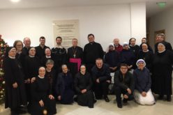 Бискупот Стојанов ги прими посветените лица од градот Скопје
