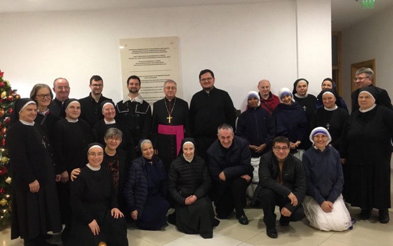 Бискупот Стојанов ги прими посветените лица од градот Скопје