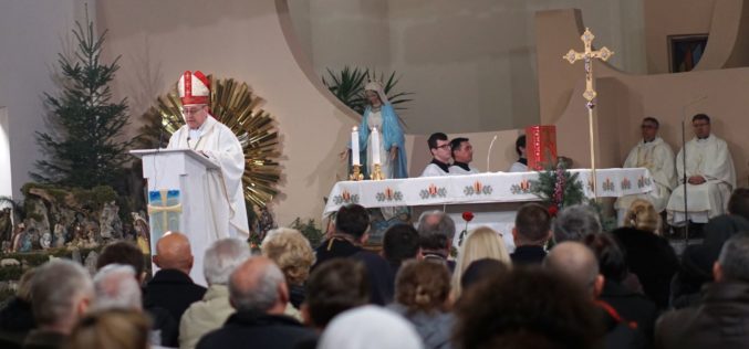 Проповед на бискупот Киро Стојанов на божиќната полноќна света Литургија