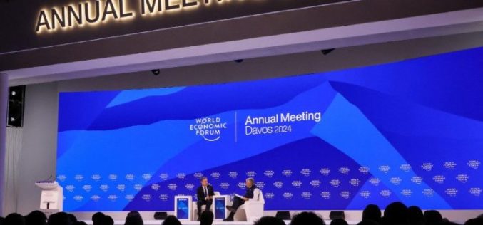 Папата испрати порака до лидерите собрани на Светскиот економски форум во Давос