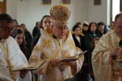 На Богојавление епископот Стојанов служеше во парохијата „Раѓање на свети Иван Крстител“ во Струмица