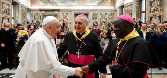 Папата Фрањо: Никогаш да не се заборави геноцидот во Руанда