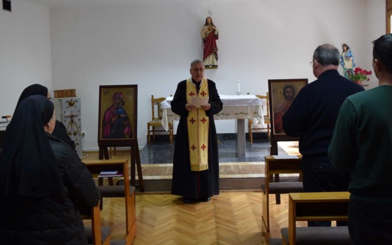Епископот Стојанов упати молитва за мир во Украина