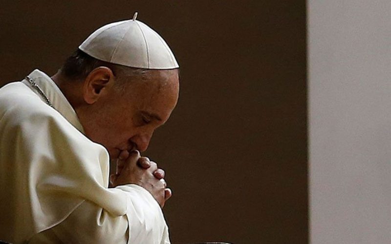 Папата Фрањо испрати телеграма со сочувство до семејствата и жртвите во смртоносниот пожар во Валенсија