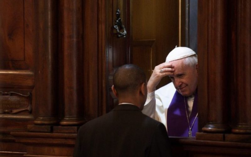 Папата ќе ја предводи покорничката служба во парохијата Свети Пио V