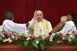 Воскресна порака на папата Фрањо Urbi et orbi – До градот и светот