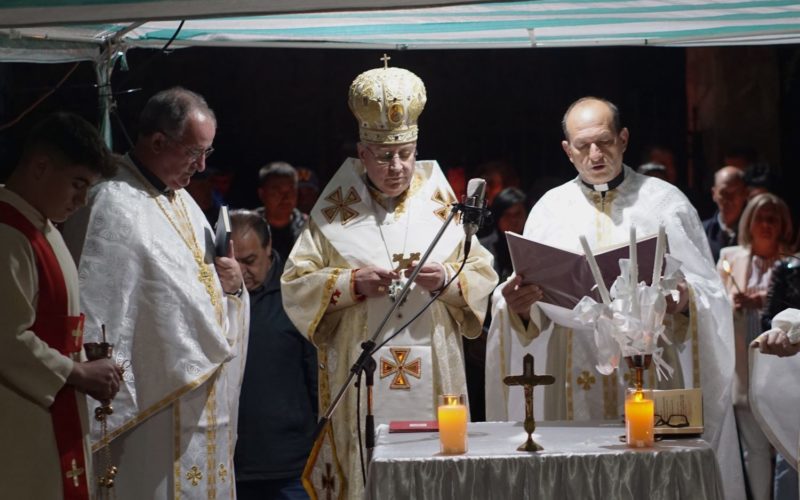 На Велигден епископот Стојанов служеше во Струмичката катедрала
