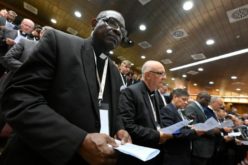 Папата упати писмо до паросите во целиот свет