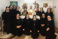 Со света Литургија завршија духовните вежби за Сестрите Евхаристинки