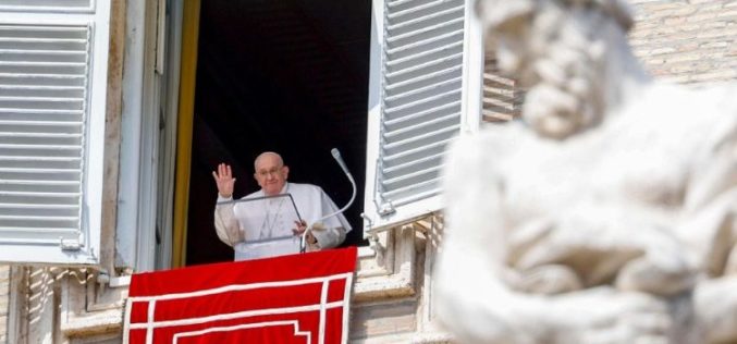 Папата: Да станеме прекршен леб како Исус за да негуваме братство и солидарност