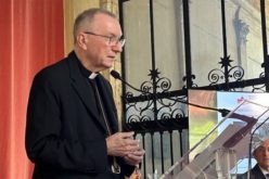 Кардинал Паролин, Папски пратеник во Украина во тажното време на војната