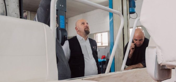 Последниот подарок на Папата за Газа: Неговиот папамобил станува мобилна клиника за деца