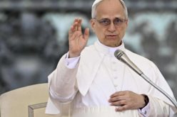 Папата: Сите внимателно пресметуваме , но Бог ни ја дава својата љубов без мерка