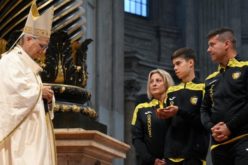 Папата Лав се сретна со спортистите по повод Јубилејот на спортот