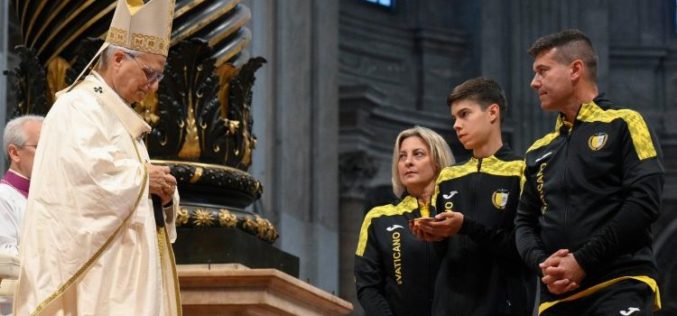 Папата Лав се сретна со спортистите по повод Јубилејот на спортот