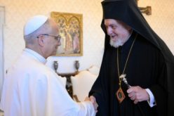 Папата ја потврди својата посветеност за целосно заедништво со Православната Црква