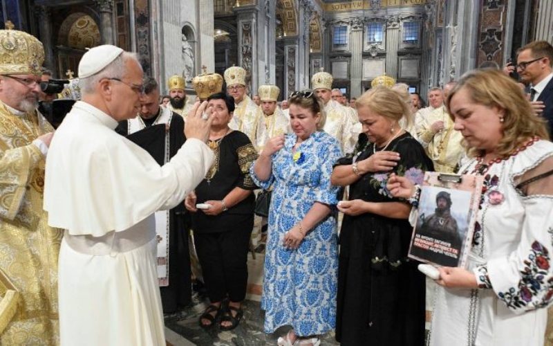 Папата до украинските источни католици: „Вашата вера е ставена на испит“