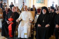 Папата: Ниеден крик на невини жртви од насилство нема да остане нечуен